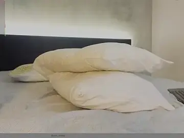 Stripchat Sex Cam of emmi_collinss