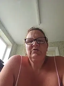 Stripchat Adult Video Chat of MissQueenBeex