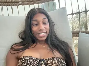 Stripchat Nude Webcam of smileybabe