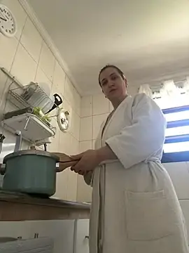 Stripchat Live Sex of Bia_sexynovaes