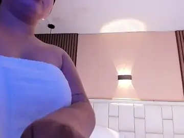 Stripchat Best Webcam of AvyMilton