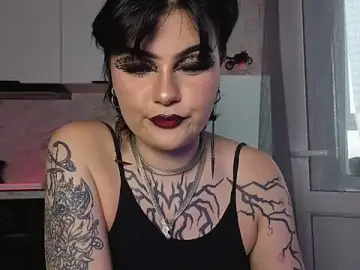 Stripchat Best Webcam of IntrigueYourDay
