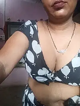 Stripchat Nude Webcam of sexy_riya16