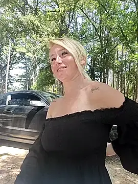 Stripchat Adult Webcams of POPPY_XO