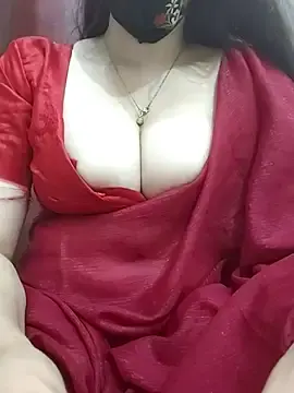 Stripchat Adult Webcam of Saanvi-Sen