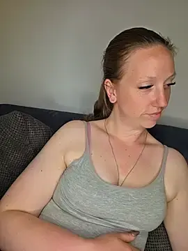 Stripchat Live Sex Cam of SweetGermanAlina