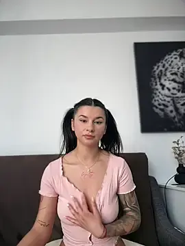 Stripchat Best Webcam of DramaQueen__