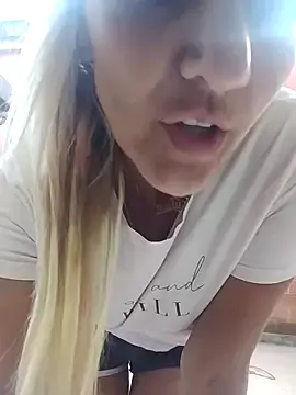 Stripchat Free Porn Cam of Monita_Med