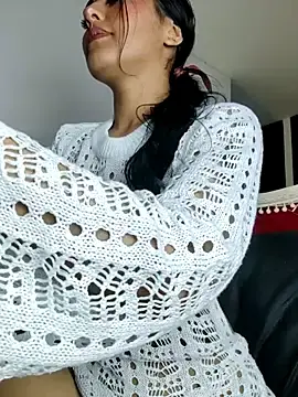 Stripchat Free Live Porn of ValeNiitaLuv