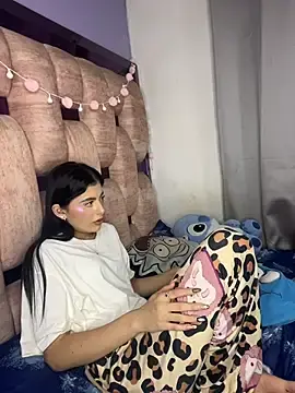 Stripchat Best Webcam of charlotteline