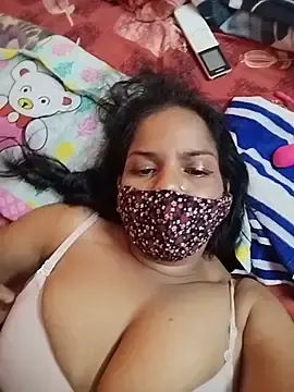 Stripchat Adult Webcam of Rashilii_Bhabi