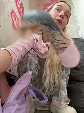 Stripchat Free Porn Cam of Mimi_Land