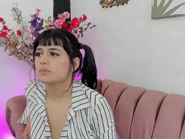 Stripchat Live Sex Cam of Valery_jame