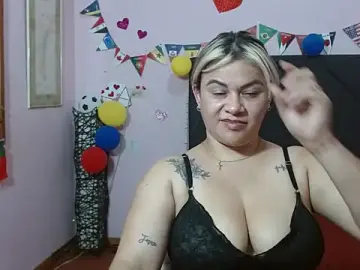 Stripchat Best live sex cam show of pamela_echeverria