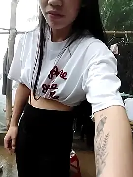 Stripchat Sex Cam of MiuMiu-Babyy