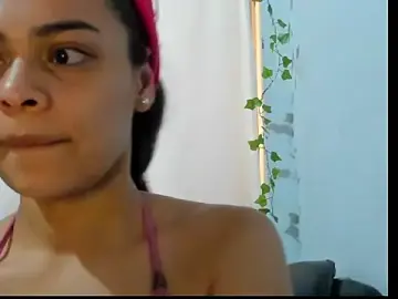 Stripchat Best live sex cam show of Antonella_Gomez22