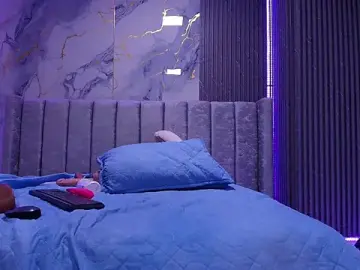 Stripchat Live Sex Cam of rubihops