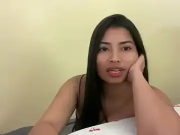Stripchat Live Sex Cam of zafarina_18