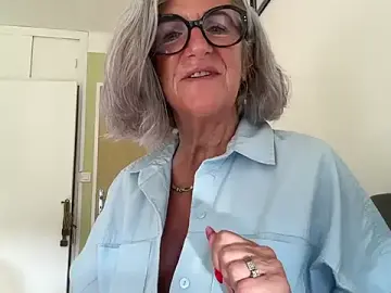 Stripchat Watch Live Sex Cams of NaughtyMonicaUK