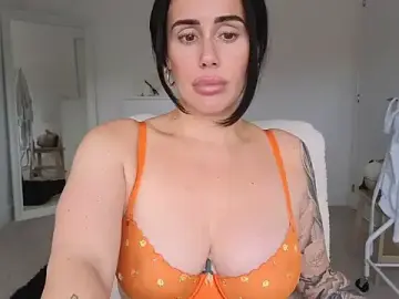Stripchat Adult Webcam of LibbyLoveHeartx