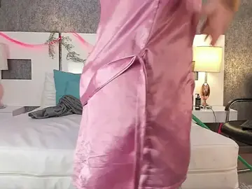 Stripchat Free Porn Cam of anna__lu