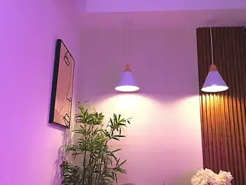 Stripchat Live Sex Cam of Cherry_Vixen_