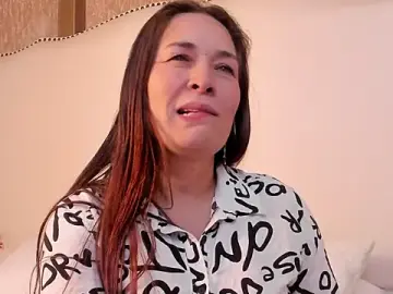 Stripchat Best live sex cam show of helen_larkin
