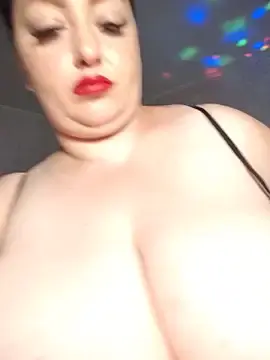 Stripchat Adult Video Chat of AMYRA_HOT
