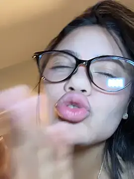 Stripchat Best live sex cam show of Aryrosee