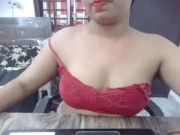 Stripchat Adult Video Chat of Bold-Divya1