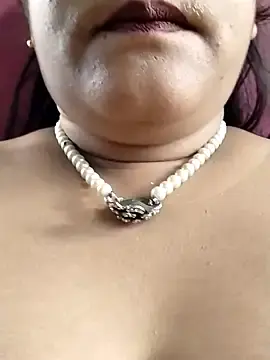 Stripchat Best Webcam of pinkisaha75