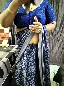 Stripchat Sex Chat of bhuvana_555