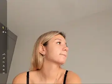 Stripchat Watch Live Sex Cams of BrynnHolverson