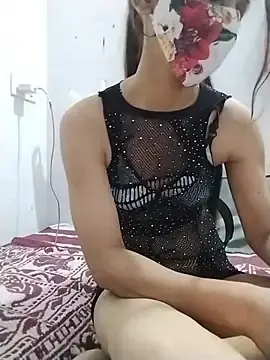 Stripchat Free Porn Cam of Cute-Naavya