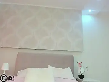 Stripchat Sex Cam of Donna_Evans
