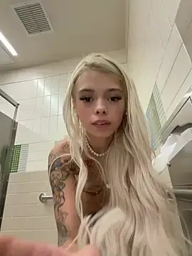 Stripchat Free Live Porn of Terribletabby
