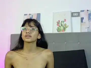 Stripchat Sex Chat of Nira_Lux