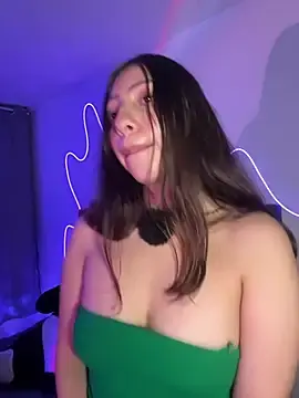Stripchat Free Porn Cam of D-Bunnyyy