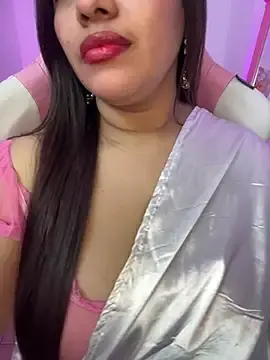 Stripchat Sex Cam of krishaa_