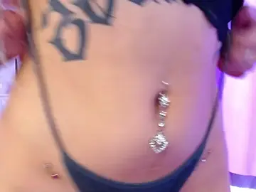 Stripchat Best live sex cam show of RavenFoxxy