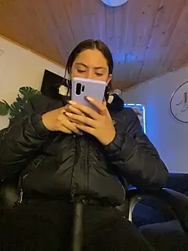 Stripchat Free Live Porn of Antonella_pink1