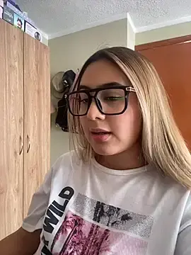 Stripchat Sex Chat of Miabonnett_
