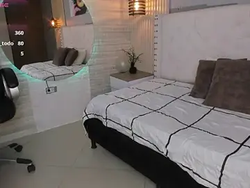 Stripchat Live Sex Cam of sussy__stone