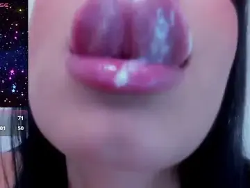 Stripchat Adult Webcams of dominique_21