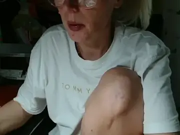 Stripchat Live Sex Cam of KathleenEdwards