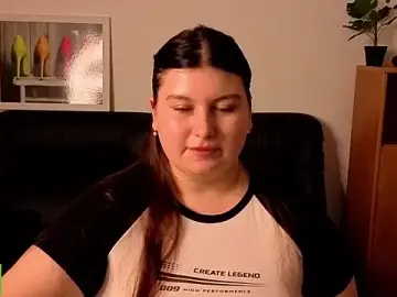 Stripchat Free Porn Cam of Katina_deeplou4