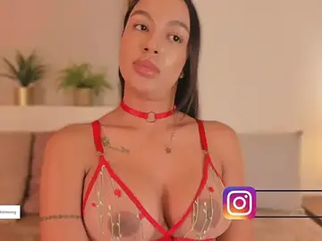 Stripchat Free Live Porn of xiomara_cortes