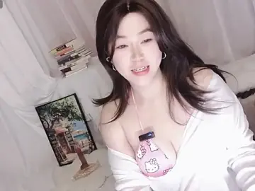 Stripchat Live Sex Cam of Xiaoai_007
