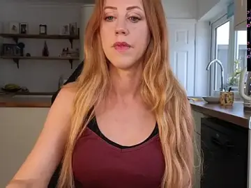 Stripchat Live Sex Cam of stripmequick