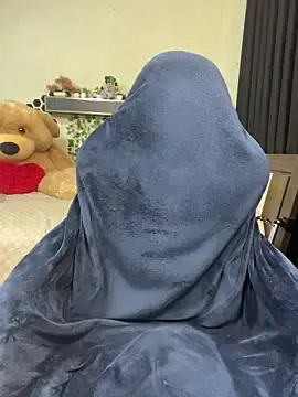 Stripchat Live Sex Cam of LillyLive
